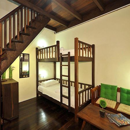 Silver Shine Guesthouse جورج تاون الغرفة الصورة